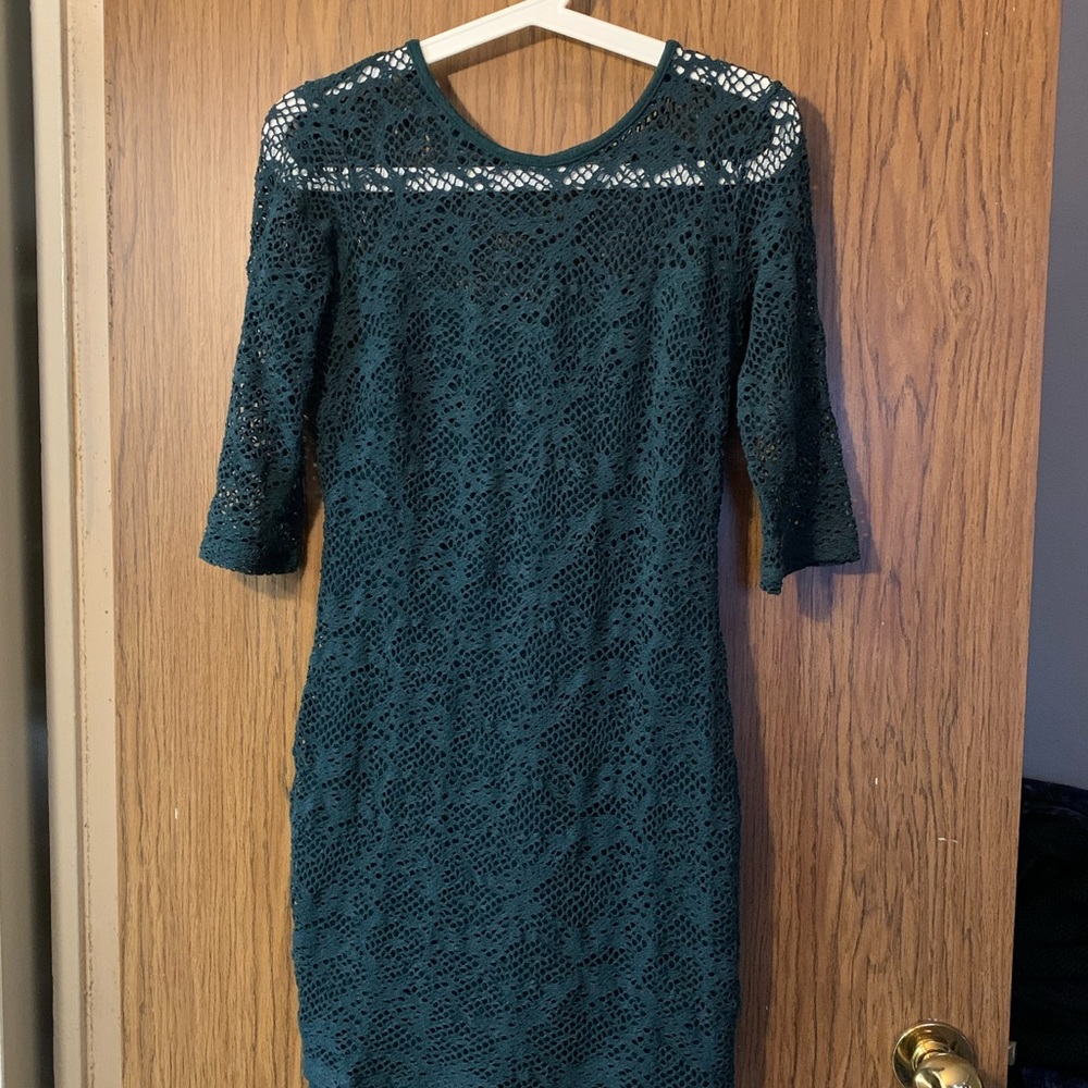 Green Lace Dress - Picture 3 of 8